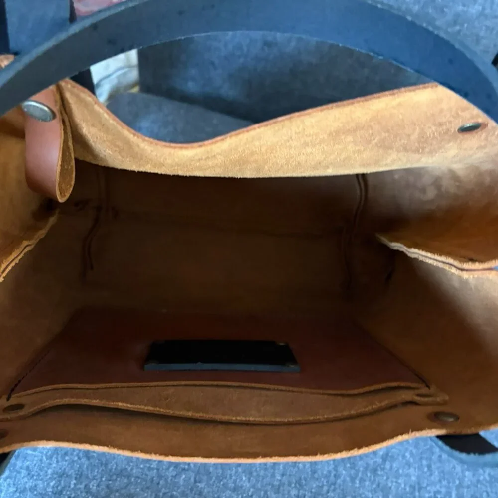 PLG Medium Honey Classic Tote - Picture 3 of 4